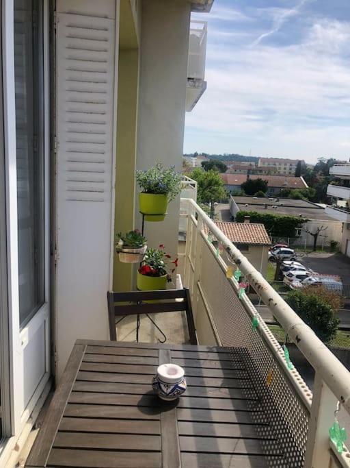 Appartement Balcon, Place De Parking, Centre Ville Valence  Buitenkant foto